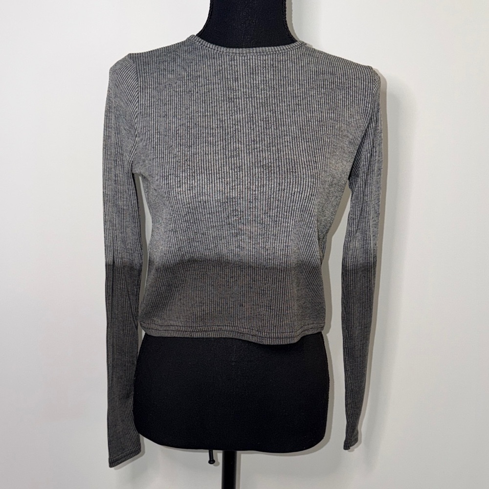 PrettyLittleThing Gray Ribbed Long Sleeve Top